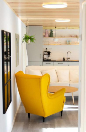 Brand new colorful apartment with free private parking close to center